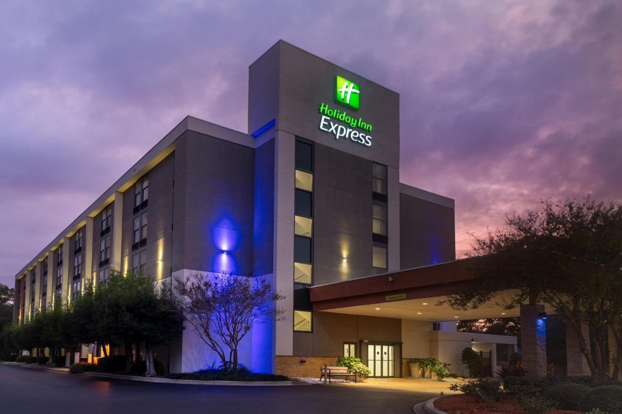 Holiday Inn Express Tallahassee By Ihg Экстерьер фото